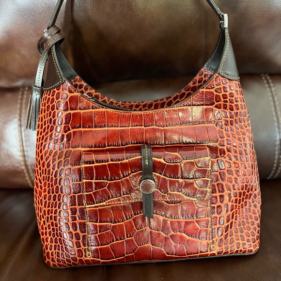 Dooney & Bourke Handbags - Dooney & Bourke‎ Savannah Croco Purse